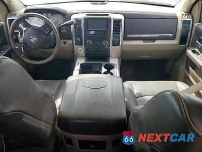 Zdjęcie 8 z 13 samochodu: 2012 DODGE RAM 3500 LONGHORN VIN:3C63DRKL1CG342433 - miniatura