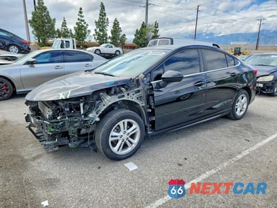 2018 CHEVROLET CRUZE LT 1G1BE5SM8J7177257 - główne zdjęcie licytacji z USA - miniatura