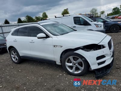 Czwarte zdjęcie samochodu z boku: 2019 JAGUAR F-PACE PREMIUM VIN:SADCJ2FX4KA356740 - miniatura