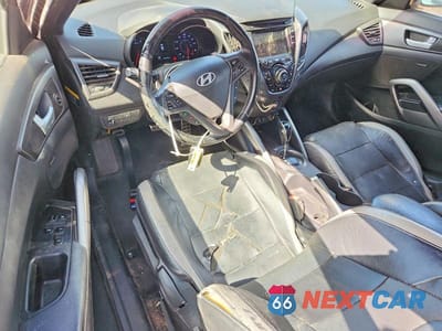 Zdjęcie 8 z 12 samochodu: 2016 HYUNDAI VELOSTER TURBO VIN:KMHTC6AE7GU255745 - miniatura