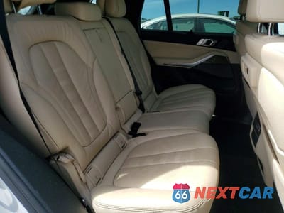 Zdjęcie 11 z 14 samochodu: 2021 BMW X5 XDRIVE40I VIN:5UXCR6C06M9F85297 - miniatura