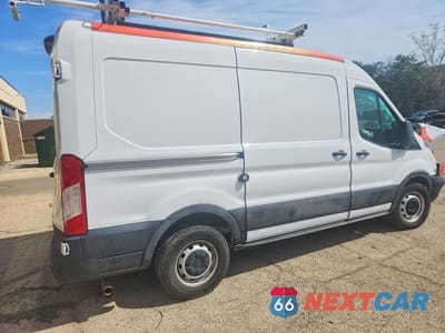 Trzecie zdjęcie samochodu z tyłu: 2022 FORD TRANSIT T-150 VIN:1FTYE1C80NKA31207 - miniatura
