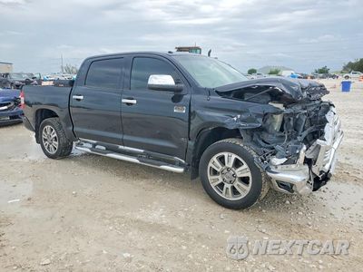 Czwarte zdjęcie samochodu z boku: 2014 TOYOTA TUNDRA 1794 EDITION VIN:5TFGY5F13EX149022 - miniatura