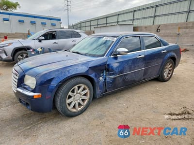 2006 CHRYSLER 300C 2C3KA63H06H350697 - główne zdjęcie licytacji z USA - miniatura
