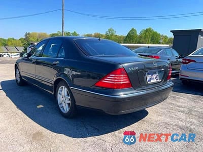 Trzecie zdjęcie samochodu z tyłu: 2003 MERCEDES-BENZ S 500 VIN:WDBNG75J03A333579 - miniatura