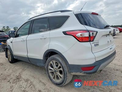 Drugie zdjęcie samochodu z przodu: 2017 FORD ESCAPE SE VIN:1FMCU0GD0HUA60869 - miniatura