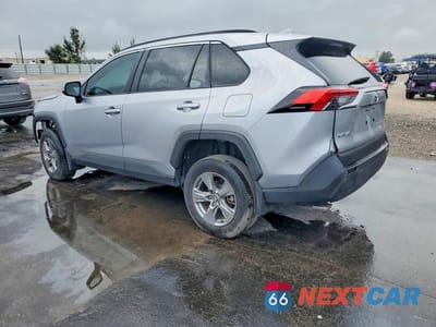 Drugie zdjęcie samochodu z przodu: 2024 TOYOTA RAV4 XLE VIN:2T3W1RFV6RC283464 - miniatura