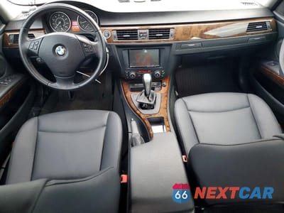 Zdjęcie 8 z 12 samochodu: 2009 BMW 328 I VIN:WBAPH73519E127568 - miniatura