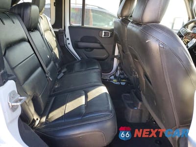 Zdjęcie 10 z 11 samochodu: 2021 JEEP WRANGLER UNLIMITED SAHARA VIN:1C4HJXEN1MW570203 - miniatura