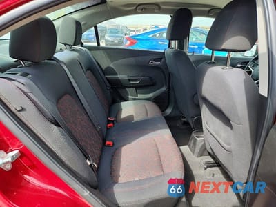Zdjęcie 10 z 12 samochodu: 2018 CHEVROLET SONIC LT VIN:1G1JD5SH2J4116943 - miniatura