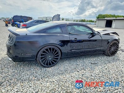 Trzecie zdjęcie samochodu z tyłu: 2014 FORD MUSTANG GT VIN:1ZVBP8CF7E5206992 - miniatura