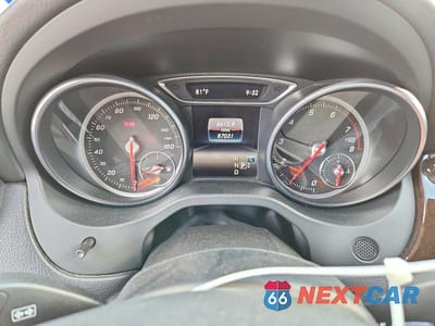 Zdjęcie 9 z 13 samochodu: 2018 MERCEDES-BENZ CLA 250 VIN:WDDSJ4EB6JN573938 - miniatura