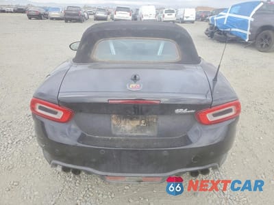 Zdjęcie 6 z 12 samochodu: 2018 FIAT 124 SPIDER CLASSICA VIN:JC1NFAEK4J0134187 - miniatura