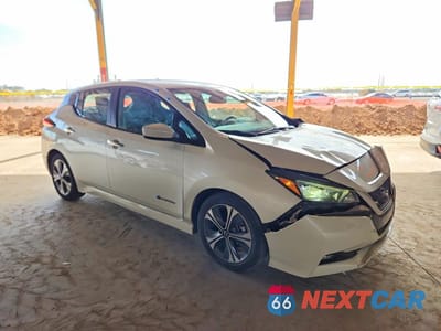 Czwarte zdjęcie samochodu z boku: 2018 NISSAN LEAF SV VIN:1N4AZ1CP3JC308259 - miniatura