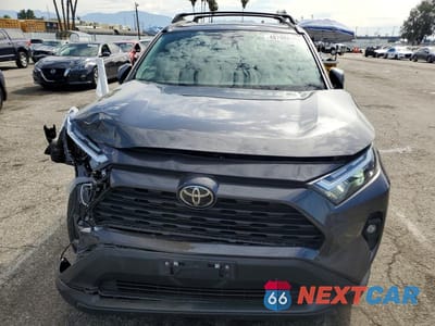 Piąte zdjęcie samochodu w środku: 2025 TOYOTA RAV4 XLE PREMIUM VIN:2T3C1RFV9SW375112 - miniatura