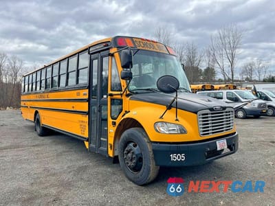 2015 FREIGHTLINER CHASSIS B2B 4UZABRDU5FCGJ8503 - główne zdjęcie licytacji z USA - miniatura