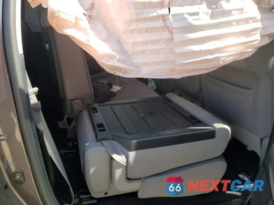 Zdjęcie 10 z 11 samochodu: 2012 TOYOTA TUNDRA GRADE VIN:5TFEM5F19CX040970 - miniatura