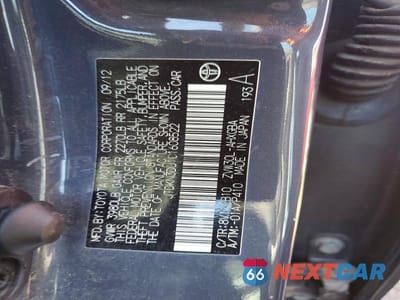 Zdjęcie 12 z 12 samochodu: 2012 TOYOTA PRIUS FOUR VIN:JTDKN3DU1C1608522 - miniatura