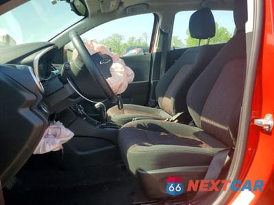 Zdjęcie 7 z 12 samochodu: 2019 CHEVROLET SONIC LT VIN:1G1JD6SB4K4108734 - miniatura