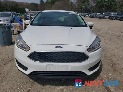 Piąte zdjęcie samochodu w środku: 2016 FORD FOCUS SE VIN:1FADP3F27GL367399 - miniatura