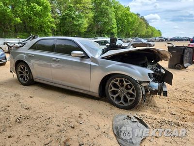 Czwarte zdjęcie samochodu z boku: 2018 CHRYSLER 300 S VIN:2C3CCABG5JH245057 - miniatura