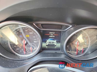 Zdjęcie 9 z 12 samochodu: 2017 MERCEDES-BENZ CLA 250 4MATIC VIN:WDDSJ4GB5HN402718 - miniatura