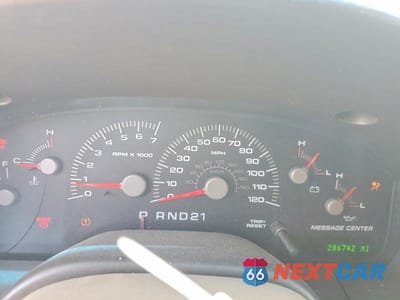 Zdjęcie 9 z 13 samochodu: 2004 FORD EXPEDITION EDDIE BAUER VIN:1FMRU17W64LA97264 - miniatura