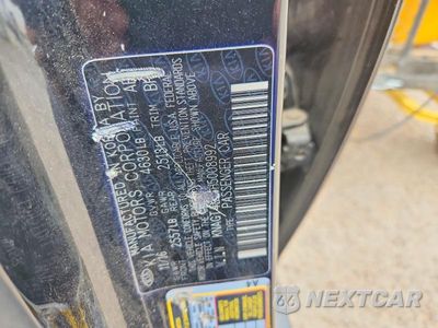 Zdjęcie 12 z 12 samochodu: 2017 KIA OPTIMA HYBRID VIN:KNAGT4LE6H5008992 - miniatura