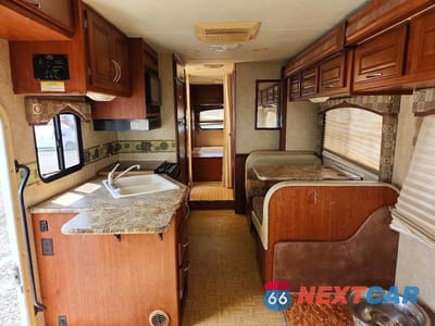 Zdjęcie 6 z 10 samochodu: 2008 FORD ECONOLINE E450 SUPER DUTY CUTAWAY VAN RV VIN:1FDXE45S98DB58872 - miniatura