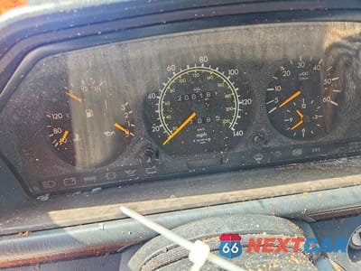 Zdjęcie 9 z 12 samochodu: 1993 MERCEDES-BENZ 300 D VIN:WDBEB28E5PB981581 - miniatura