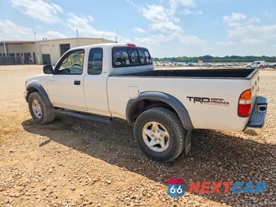Drugie zdjęcie samochodu z przodu: 2004 TOYOTA TACOMA XTRACAB VIN:5TEWN72NX4Z412428 - miniatura