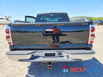 Zdjęcie 6 z 12 samochodu: 2004 CHEVROLET SILVERADO C1500 VIN:1GCEC19V84Z184235 - miniatura
