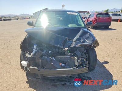 Piąte zdjęcie samochodu w środku: 2025 KIA SOUL LX VIN:KNDJ23AU0S7932310 - miniatura
