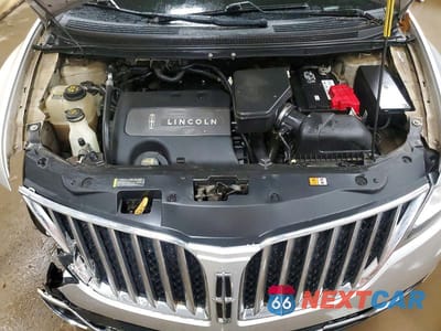 Zdjęcie 12 z 14 samochodu: 2013 LINCOLN MKX VIN:2LMDJ8JK6DBL17380 - miniatura