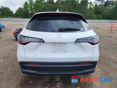 Zdjęcie 6 z 13 samochodu: 2023 HONDA HR-V LX VIN:3CZRZ1H36PM740963 - miniatura
