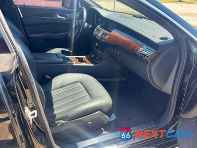 Piąte zdjęcie samochodu w środku: 2014 MERCEDES-BENZ CLS 550 4MATIC VIN:WDDLJ9BB3EA098056 - miniatura