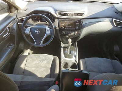 Zdjęcie 8 z 13 samochodu: 2016 NISSAN ROGUE S VIN:KNMAT2MT3GP693983 - miniatura