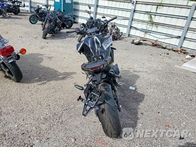 Czwarte zdjęcie samochodu z boku: 2025 YAMAHA MT09 VIN:JYARN94E2SA003204 - miniatura