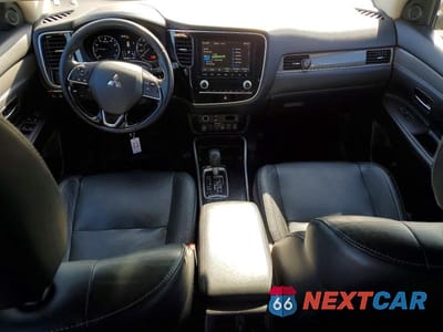 Zdjęcie 8 z 12 samochodu: 2020 MITSUBISHI OUTLANDER SE VIN:JA4AZ3A36LZ035141 - miniatura