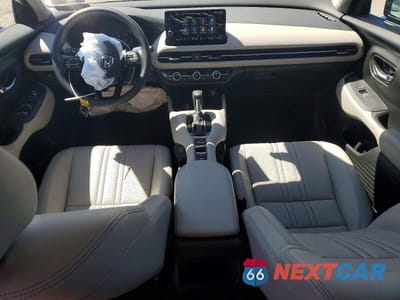 Zdjęcie 8 z 13 samochodu: 2025 HONDA HR-V EXL VIN:3CZRZ2H76SM787993 - miniatura