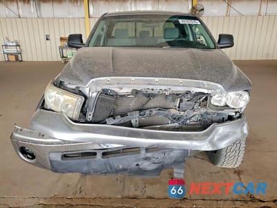 Piąte zdjęcie samochodu w środku: 2008 TOYOTA TUNDRA SR5 VIN:5TFRV541X8X050996 - miniatura