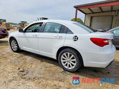 Drugie zdjęcie samochodu z przodu: 2011 CHRYSLER 200 TOURING VIN:1C3BC1FBXBN581371 - miniatura