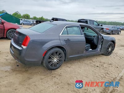 Trzecie zdjęcie samochodu z tyłu: 2016 CHRYSLER 300 LIMITED VIN:2C3CCAAG6GH147911 - miniatura