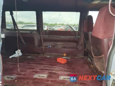 Zdjęcie 11 z 13 samochodu: 1997 CHEVROLET ASTRO VIN:1GNDM19W9VB117727 - miniatura