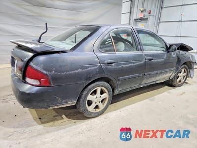 Trzecie zdjęcie samochodu z tyłu: 2002 NISSAN SENTRA XE VIN:3N1CB51D42L592243 - miniatura