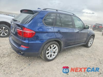 Trzecie zdjęcie samochodu z tyłu: 2011 BMW X5 XDRIVE35I VIN:5UXZV4C59BL405748 - miniatura