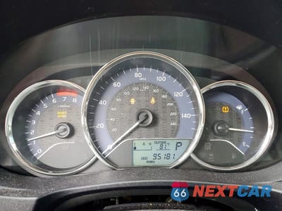 Zdjęcie 9 z 12 samochodu: 2015 TOYOTA COROLLA LE VIN:5YFBURHE1FP232865 - miniatura