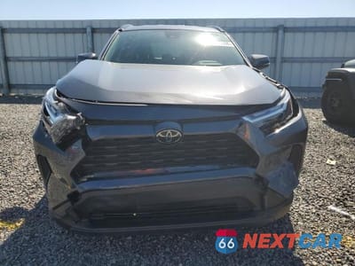 Piąte zdjęcie samochodu w środku: 2025 TOYOTA RAV4 LE VIN:JTMMWRFV2SD339796 - miniatura