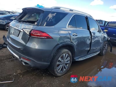 Trzecie zdjęcie samochodu z tyłu: 2020 MERCEDES-BENZ GLE 350 4MATIC VIN:4JGFB4KB3LA197704 - miniatura