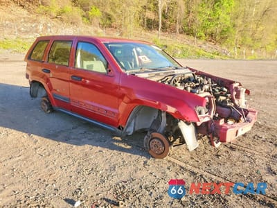 Czwarte zdjęcie samochodu z boku: 2005 JEEP GRAND CHEROKEE LAREDO VIN:1J4GR48K85C541489 - miniatura